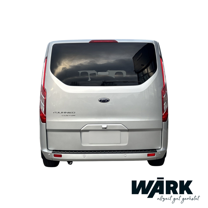 Ford Tourneo für 8 Personen